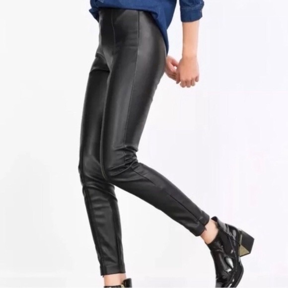 Zara Pants - ZARA Trafaluc Black Faux Leather Skinny Pants SM